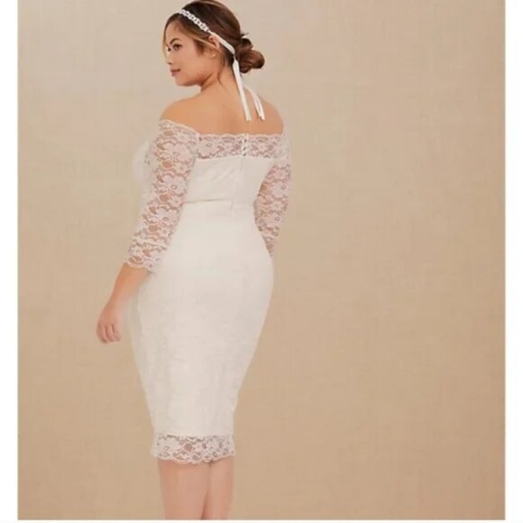 NWT Torrid Off Shoulder Lace Bodycon Wedding Dress - Picture 1 of 5